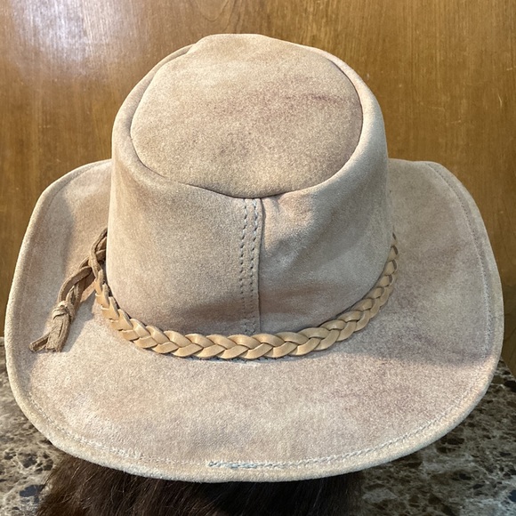 SMALL BLANCTETE LEATHER PTY. LTD. FARRELL FLAT, S.A MADE IN SOUTH AUSTRALIA main image 5
